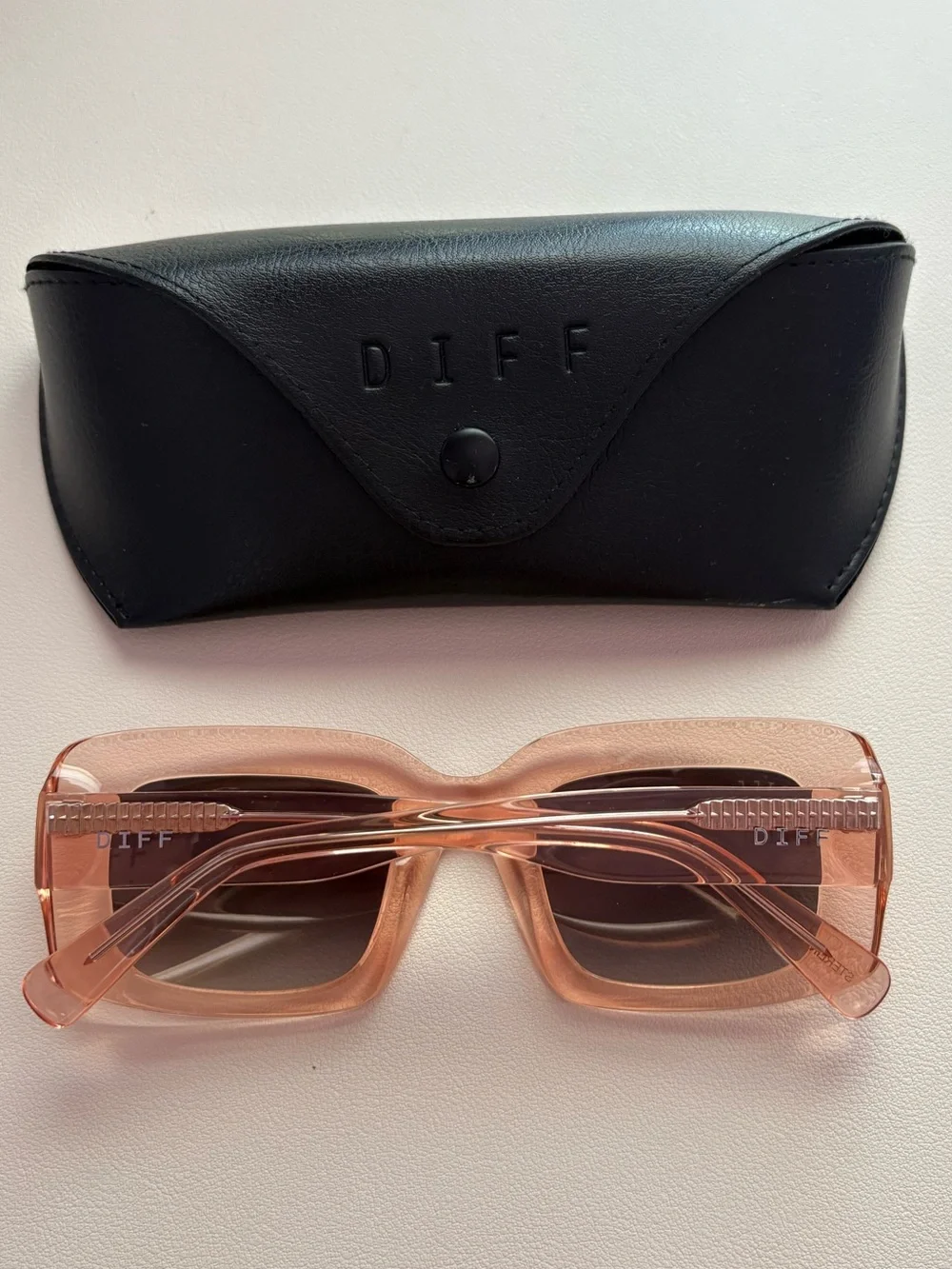 DIFF Oversized Square Pink Sunglasses